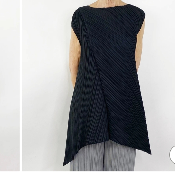 ISSEY MIYAKE PLEATS PLEASE Tunic - Picture 12 of 12
